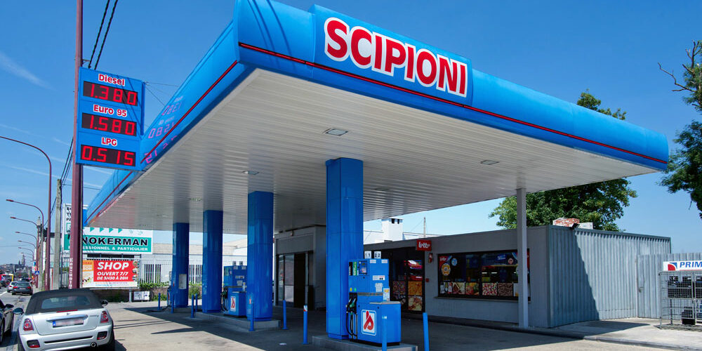 Station services Scipioni à Marcinelle