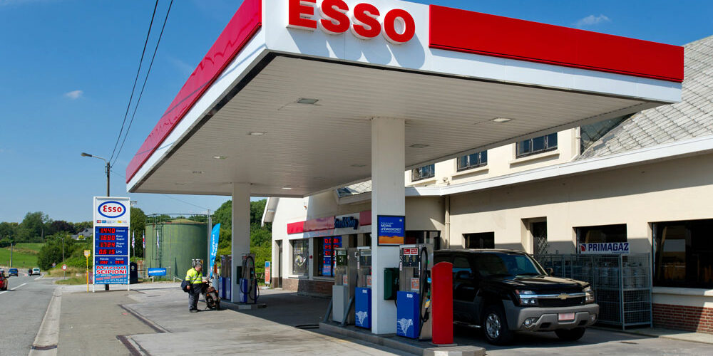 Station services Scipioni à Mettet