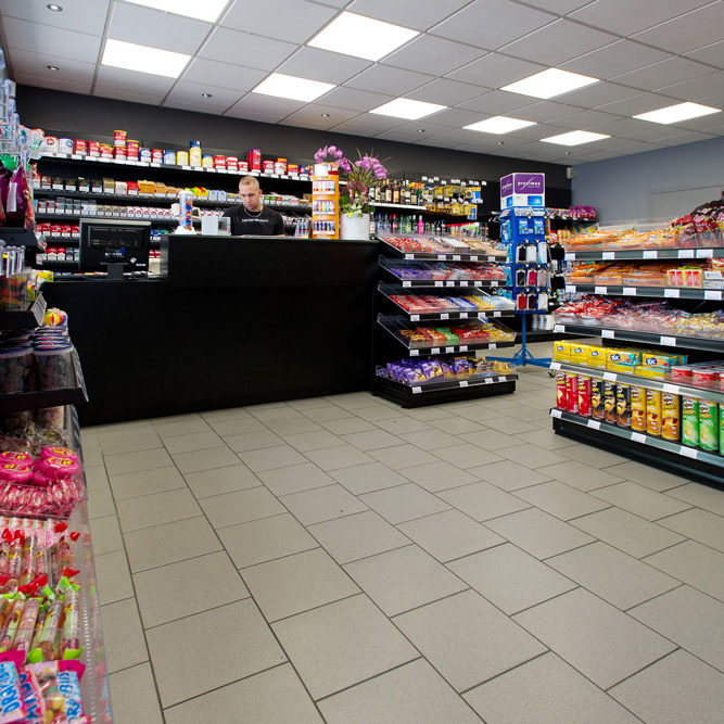 Intérieur de la station Scipioni Montigny le tilleul