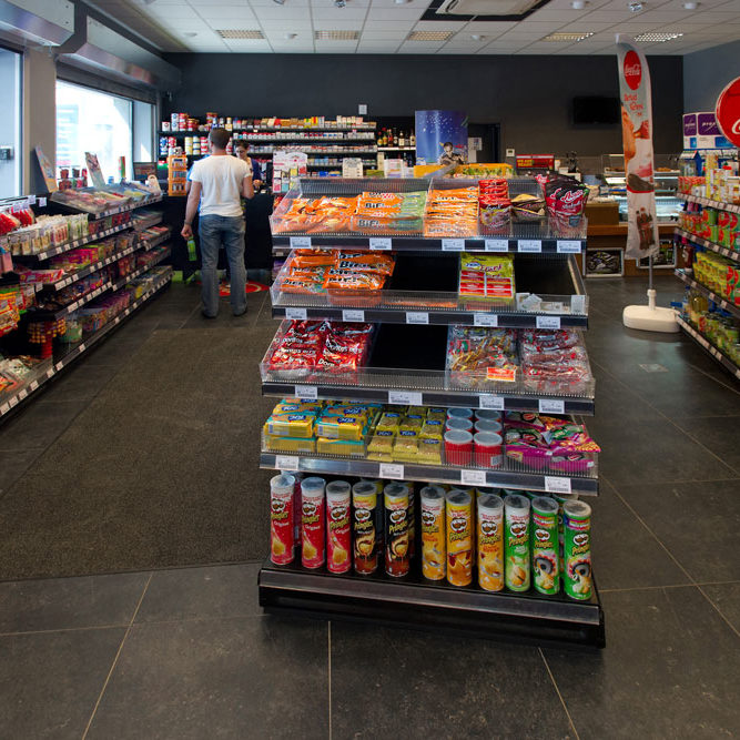 Shop de la station services Scipioni Mettet